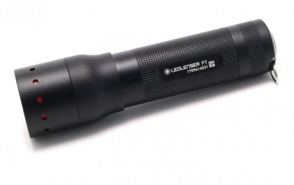 501046 Фонарь светодиодный LED LENSER P7